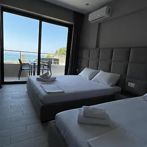  Guest house Endless Blue Albania